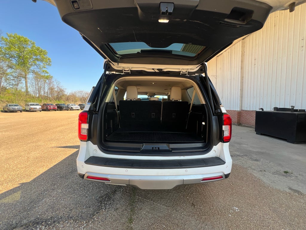 2022 Ford Expedition Max XLT