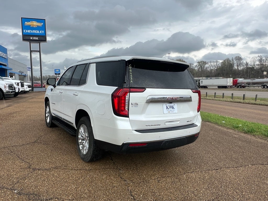 2023 GMC Yukon SLT