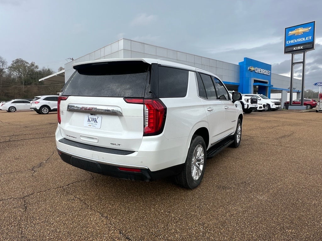 2023 GMC Yukon SLT