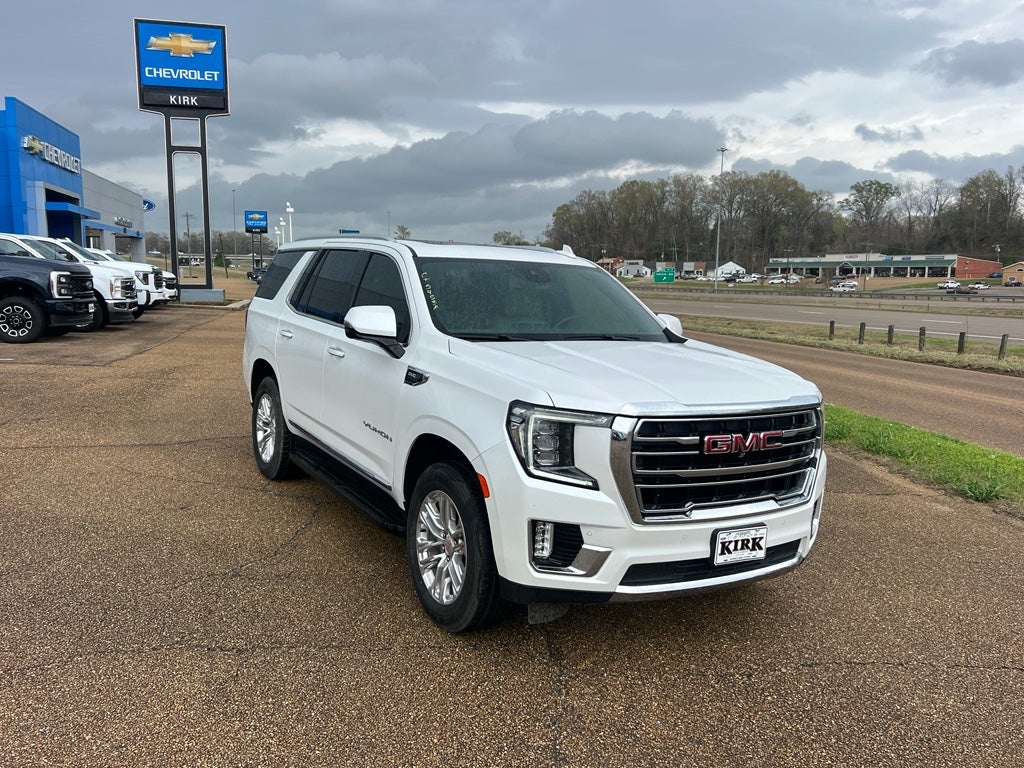 2023 GMC Yukon SLT