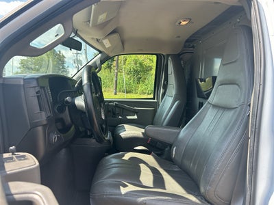 2023 GMC Savana Cargo 2500 Work Van