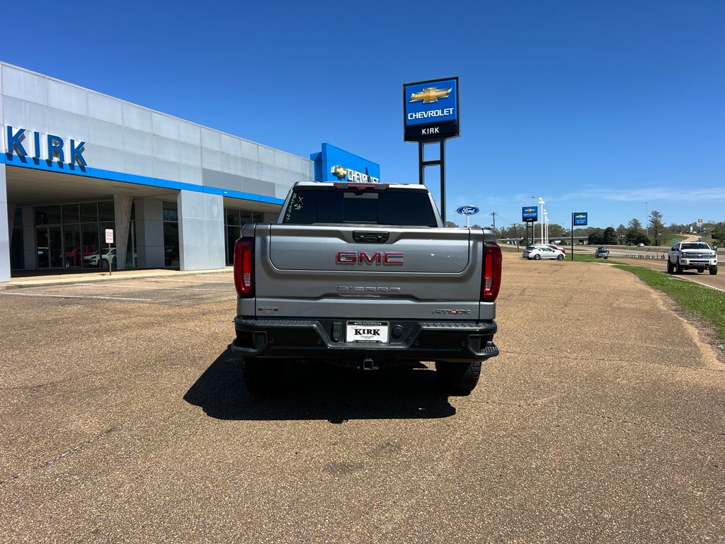 2023 GMC Sierra 1500 AT4X