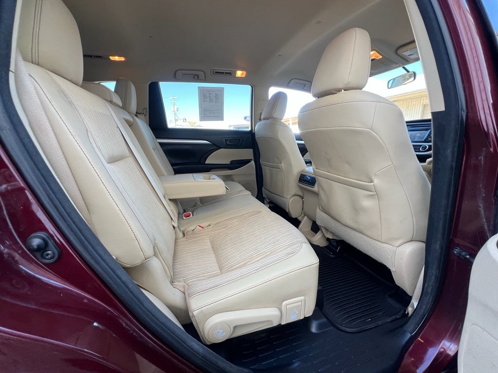 2014 Toyota Highlander LE