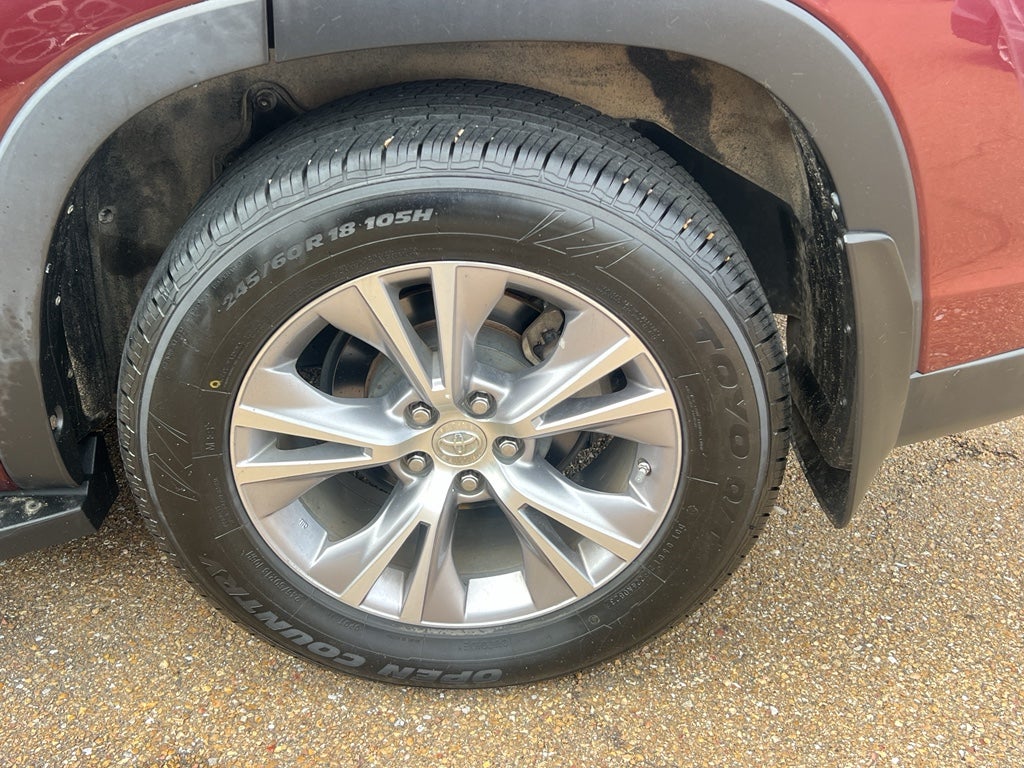 2014 Toyota Highlander LE