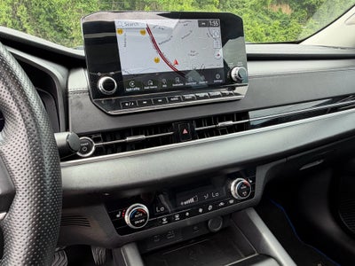 2024 Mitsubishi Outlander Plug-In Hybrid SE