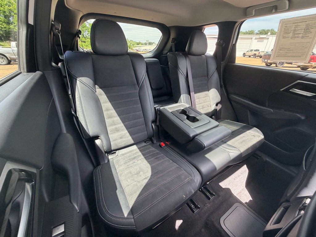 2024 Mitsubishi Outlander Plug-In Hybrid SE