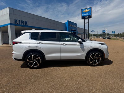 2024 Mitsubishi Outlander Plug-In Hybrid SE