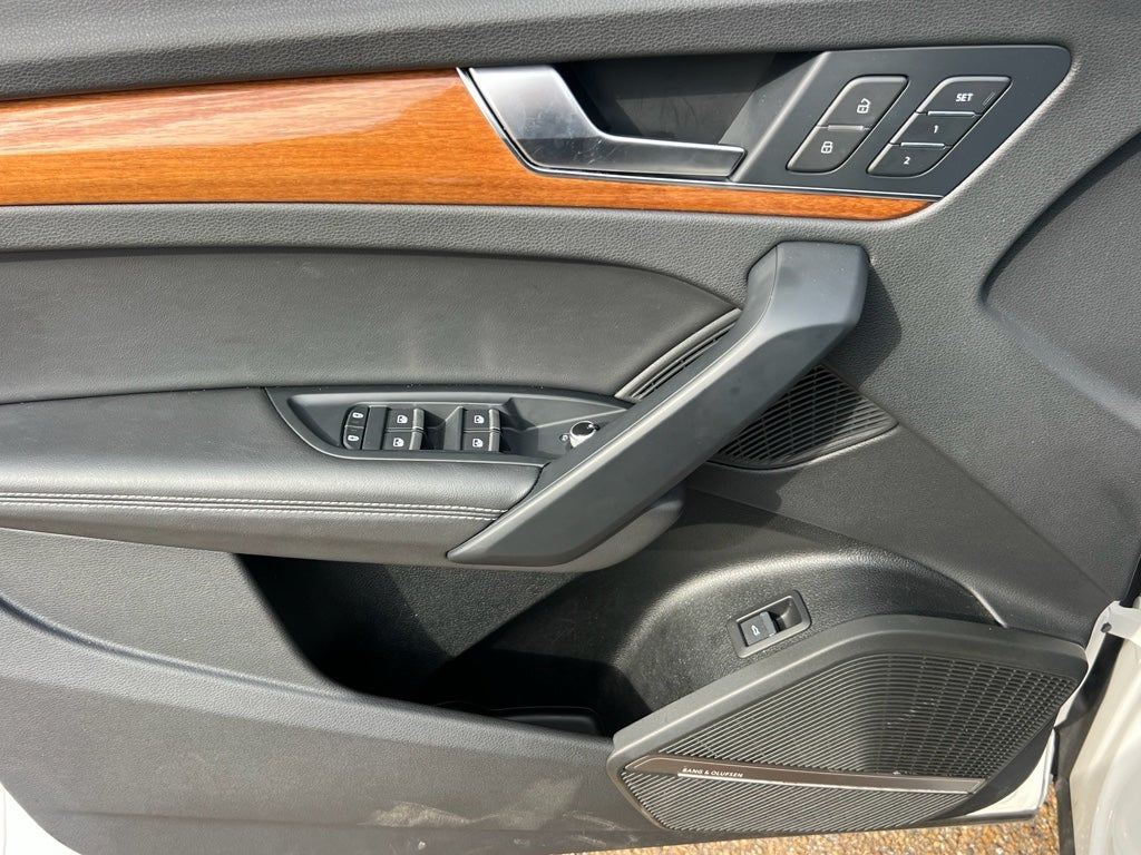 2023 Audi Q5 S line Premium Plus