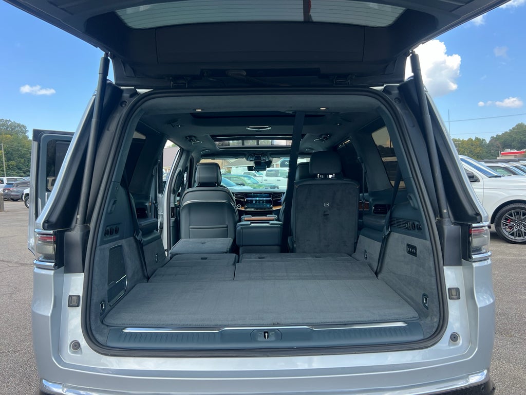 2022 Jeep Grand Wagoneer Series III