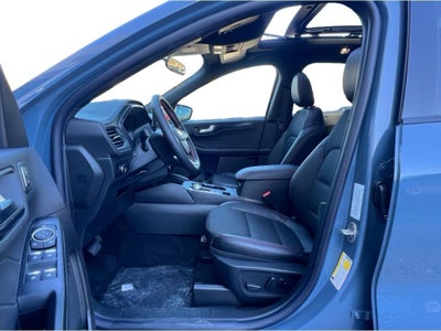 2025 Ford Escape ST-Line Select