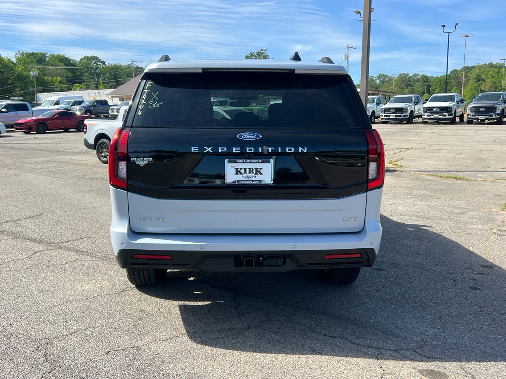 2026 Ford Expedition MAX Active