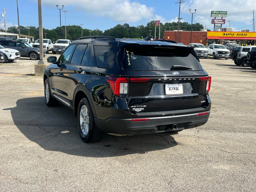 2025 Ford Explorer Active
