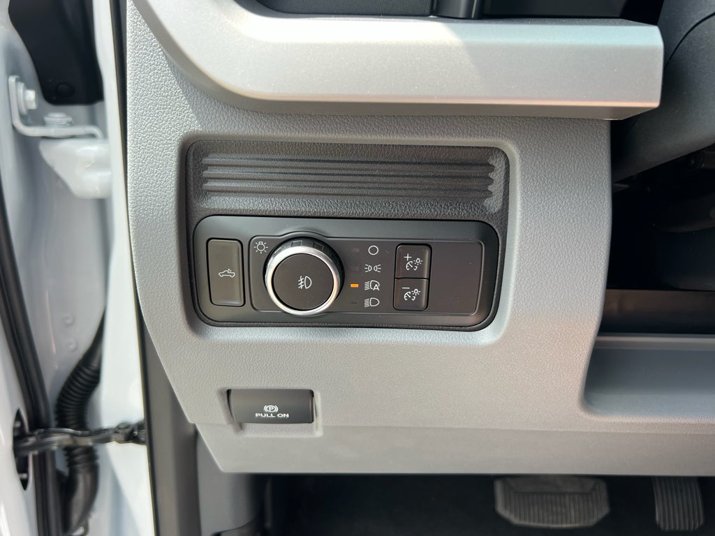 2025 Ford Super Duty F-250® XL