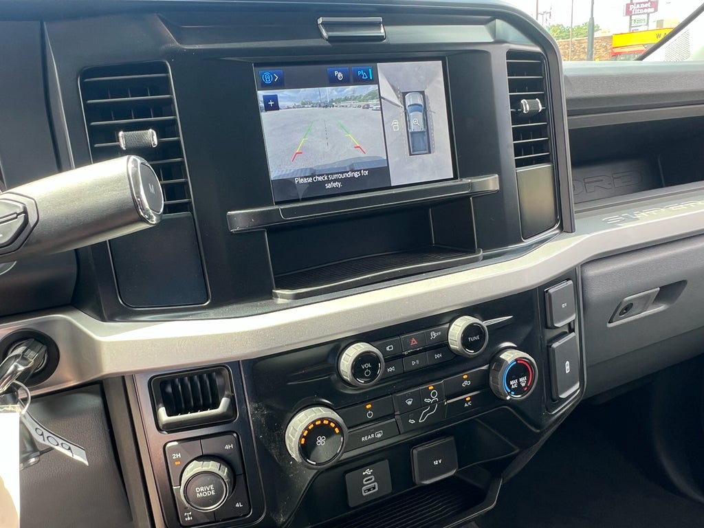 2025 Ford Super Duty F-250® XL