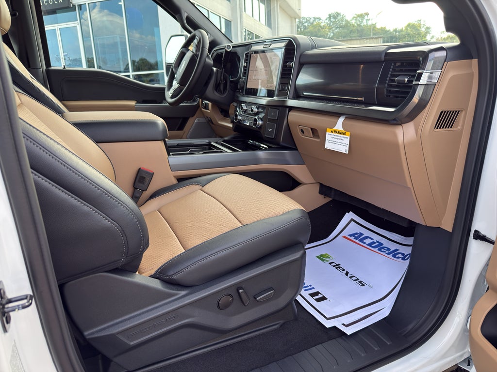 2026 Ford Super Duty F-250® Lariat®