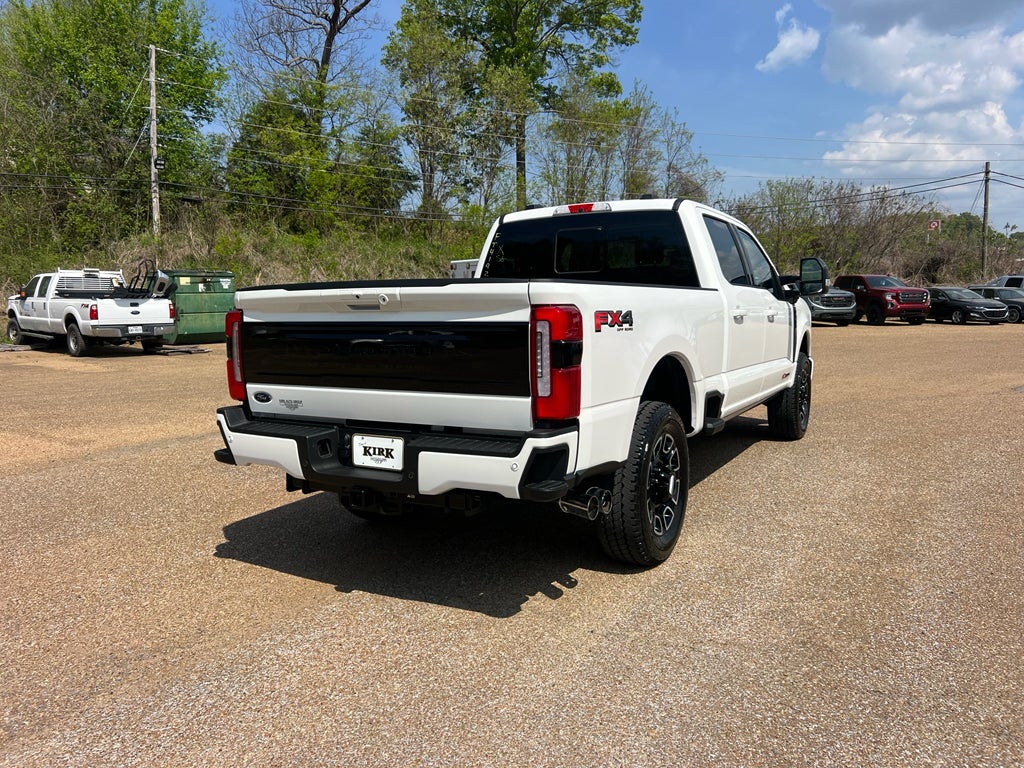 2026 Ford Super Duty F-350® Platinum®