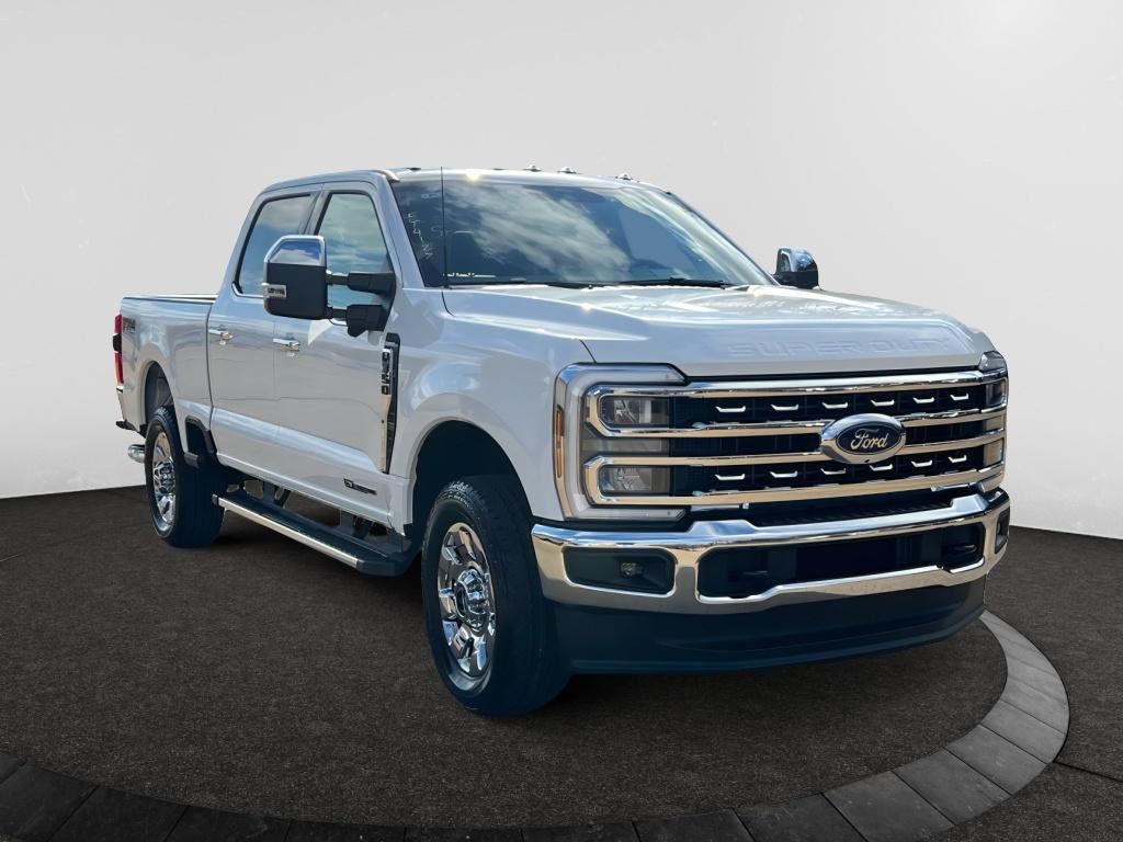 2026 Ford Super Duty F-350® Lariat®