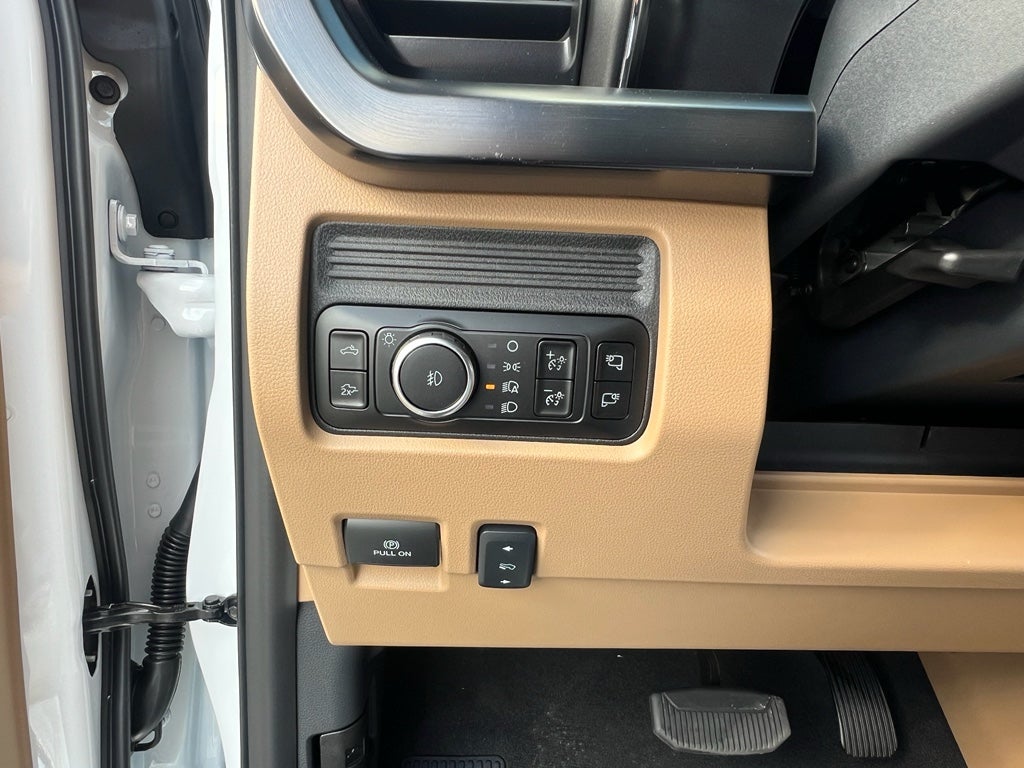 2026 Ford Super Duty F-350® Lariat®