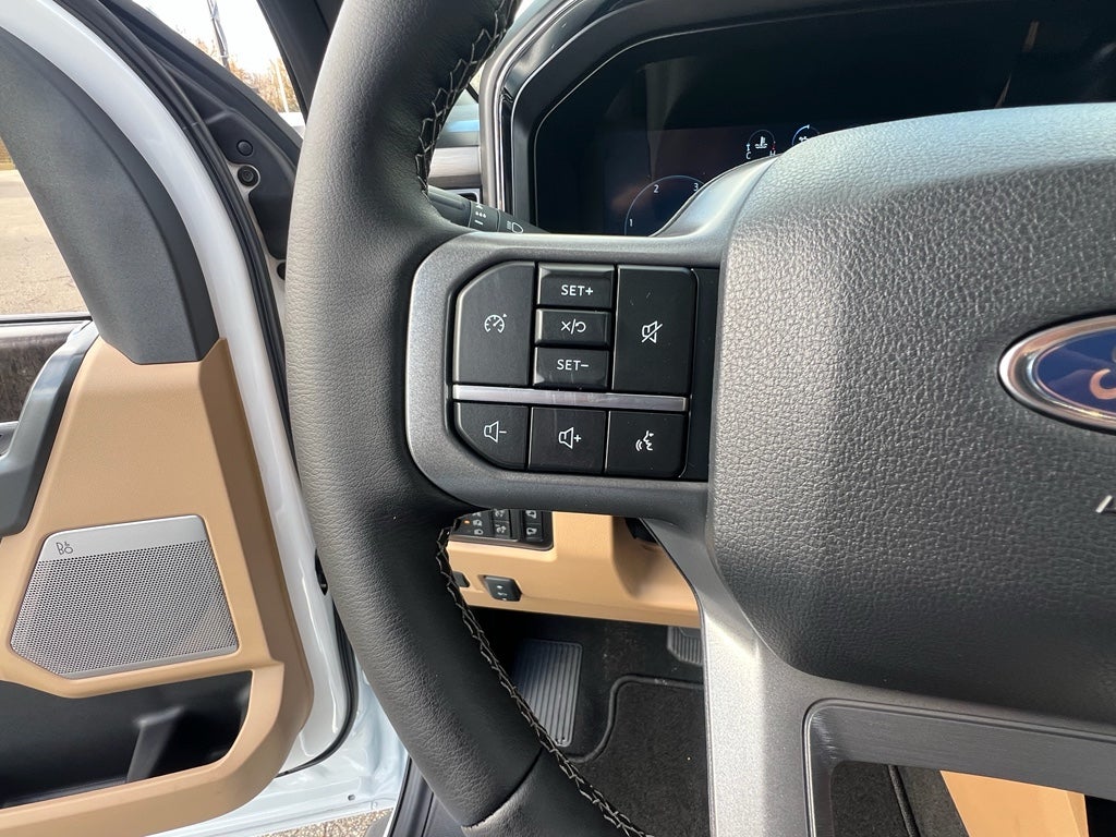 2026 Ford Super Duty F-350® Lariat®