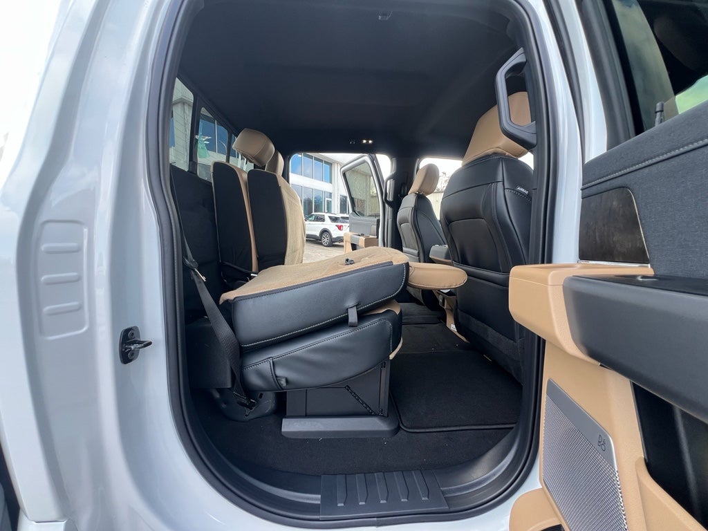 2026 Ford Super Duty F-350® Lariat®