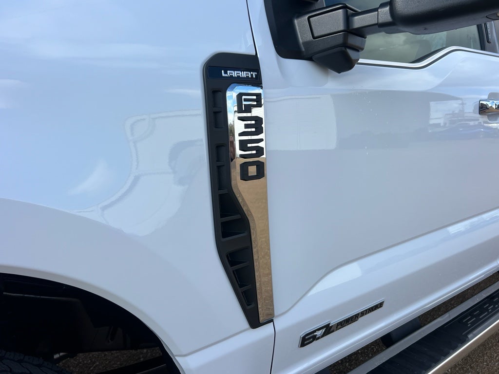 2026 Ford Super Duty F-350® Lariat®
