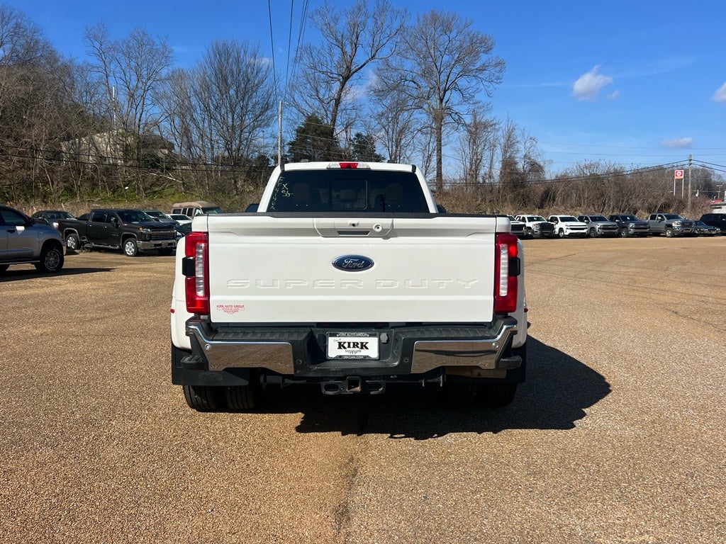 2024 Ford F-350 LARIAT