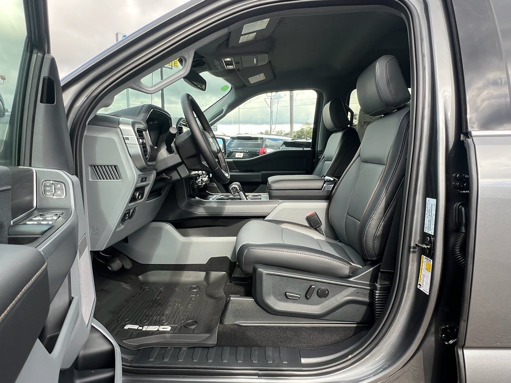 2025 Ford F-150 Lariat®