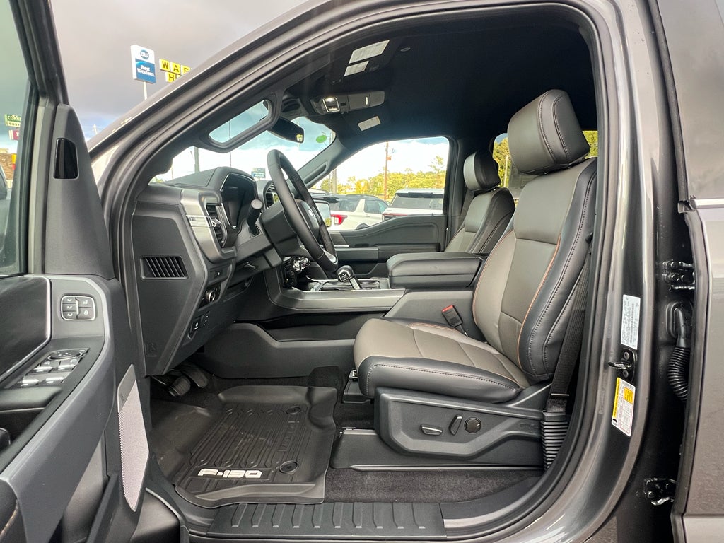 2025 Ford F-150 Lariat®