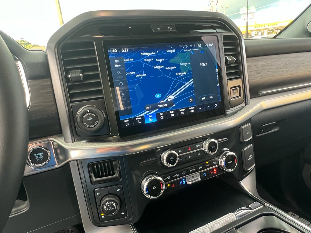 2025 Ford F-150 Lariat®