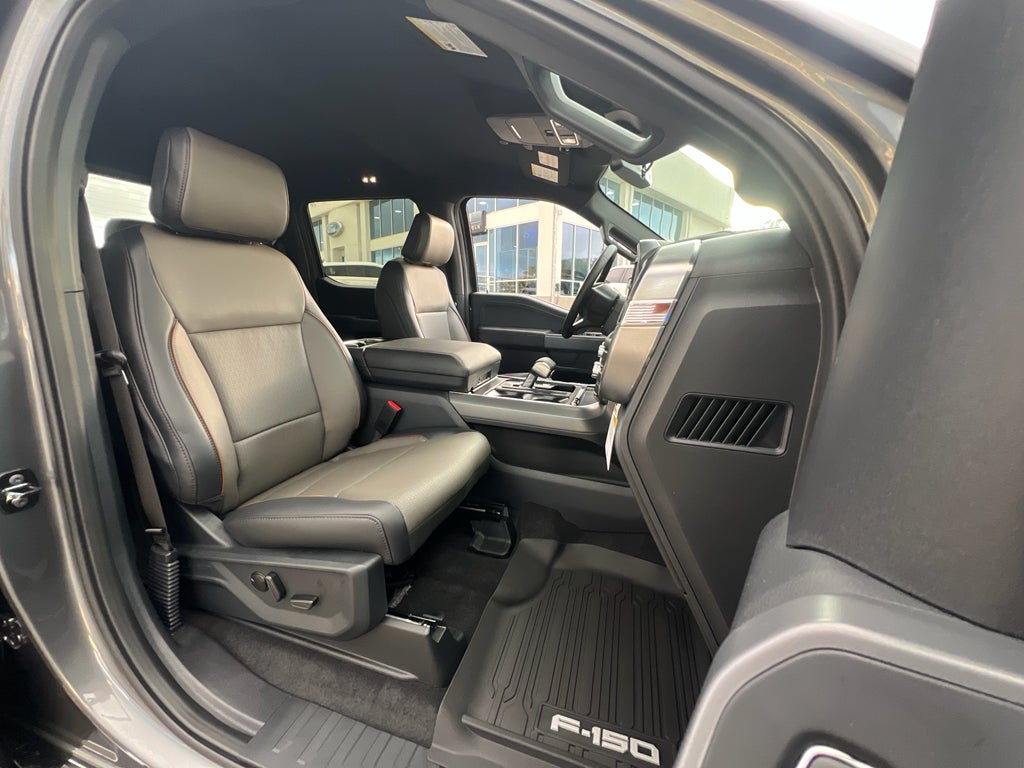 2025 Ford F-150 Lariat®