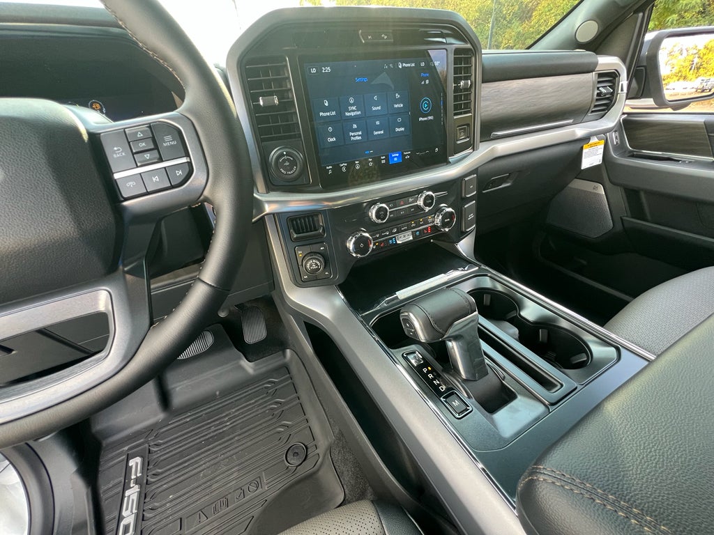 2025 Ford F-150 Lariat®