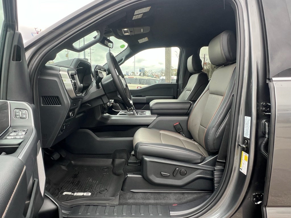 2025 Ford F-150 Lariat®