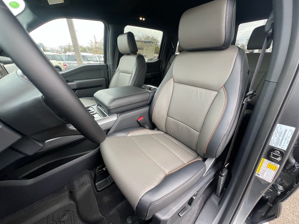 2025 Ford F-150 Lariat®