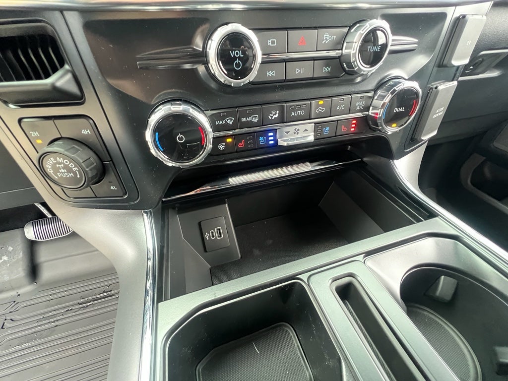 2025 Ford F-150 Lariat®