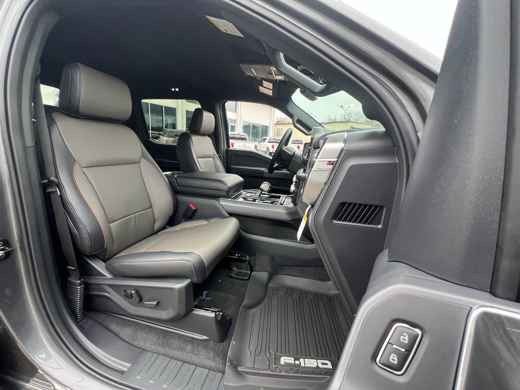 2025 Ford F-150 Lariat®