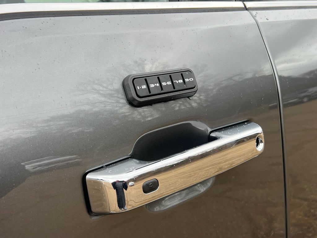 2025 Ford F-150 Lariat®