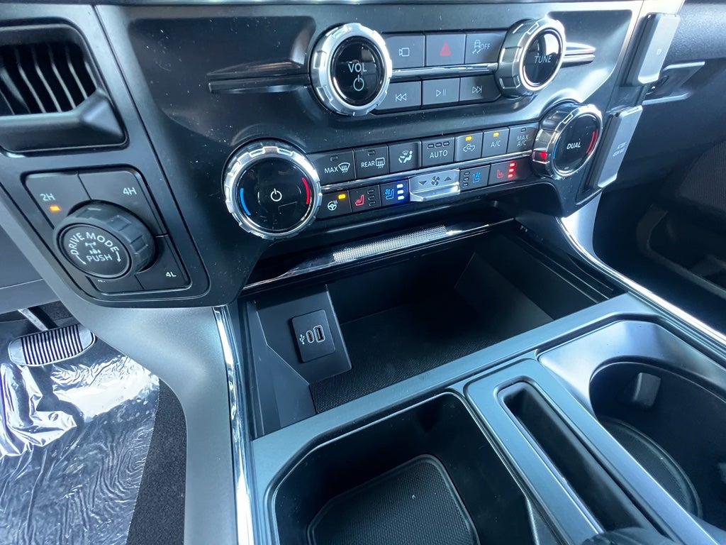 2025 Ford F-150 Lariat®