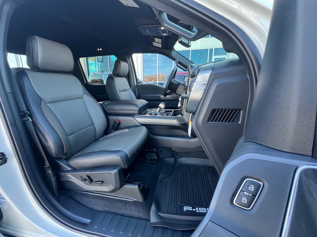 2025 Ford F-150 Lariat®