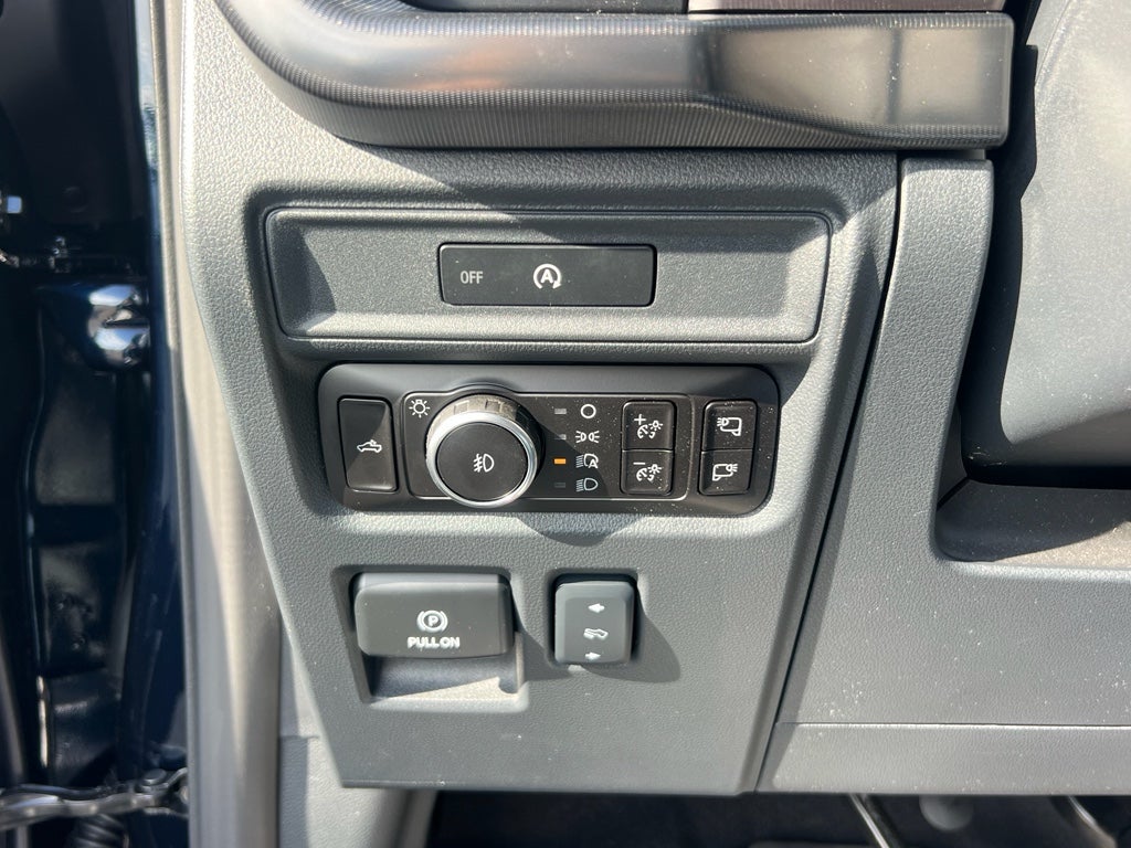 2025 Ford F-150 Platinum®