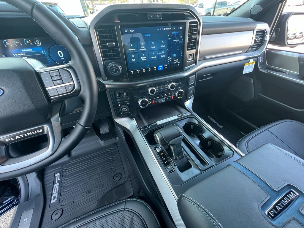 2025 Ford F-150 Platinum®