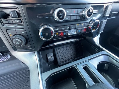 2025 Ford F-150 Platinum®