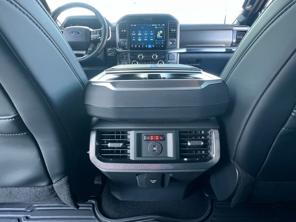 2025 Ford F-150 Platinum®