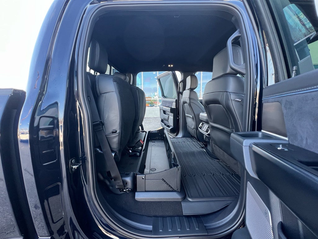 2025 Ford F-150 Platinum®