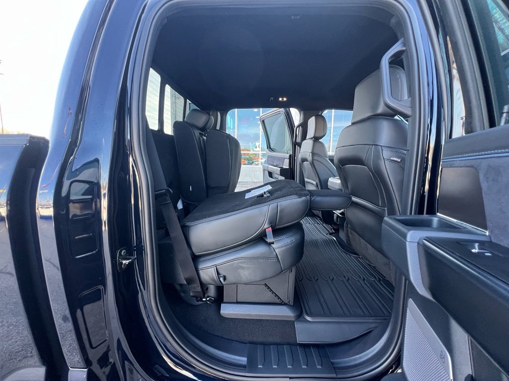 2025 Ford F-150 Platinum®