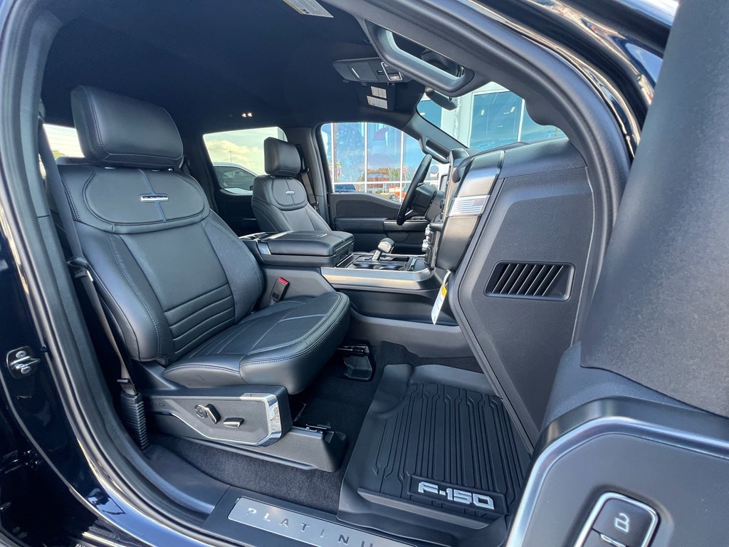 2025 Ford F-150 Platinum®