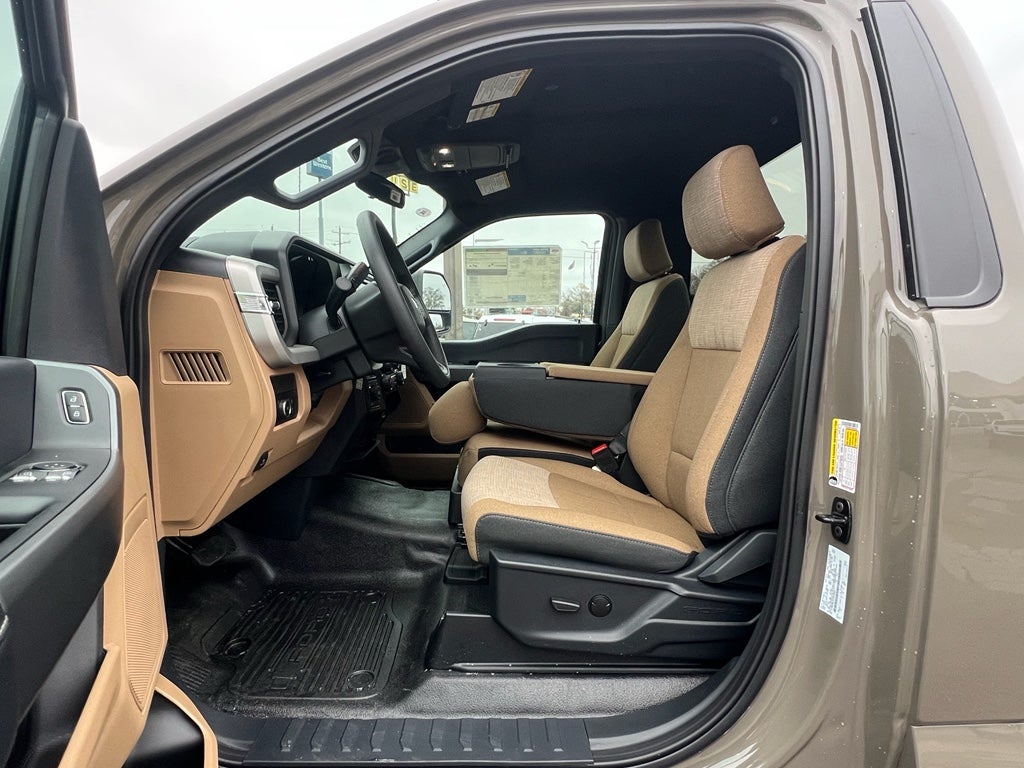 2026 Ford Super Duty F-350® XLT