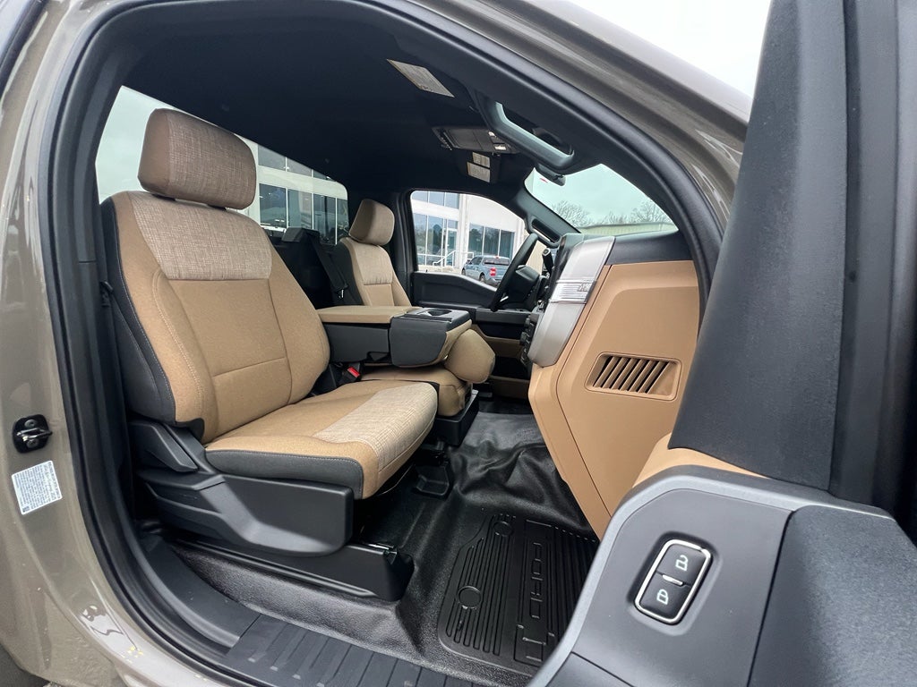 2026 Ford Super Duty F-350® XLT