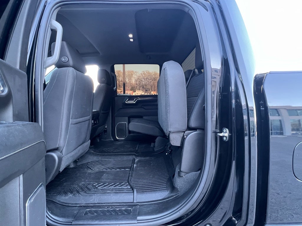 2024 Chevrolet Silverado LT