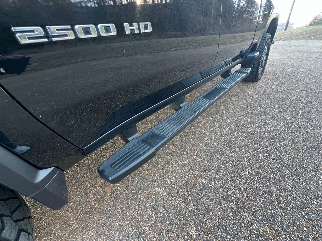 2024 Chevrolet Silverado LT