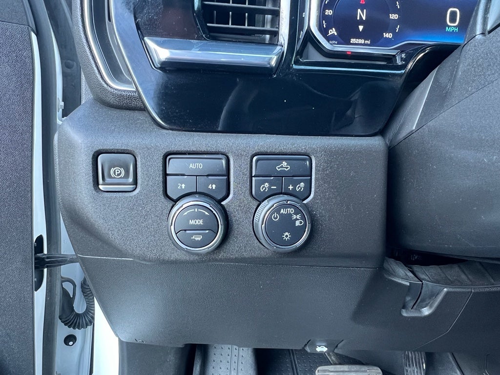 2023 Chevrolet Silverado LT